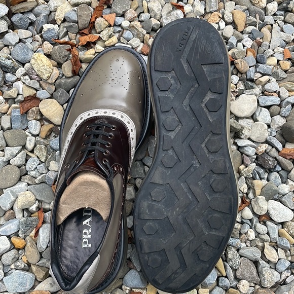 Prada Levitate Leather Wing-Tip Sneaker - Picture 12 of 16